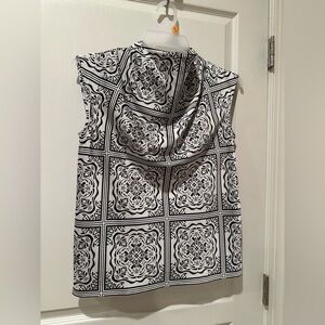LOFT Black and White Geometric Blouse